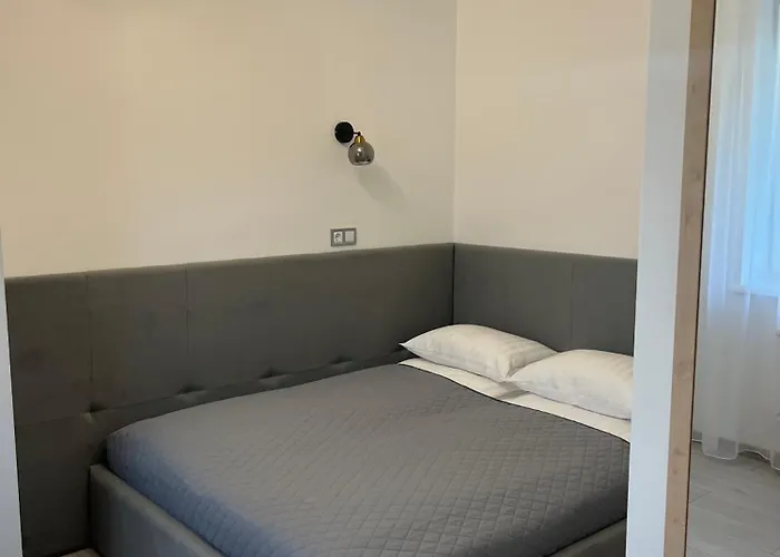 гірський кришталь Apartament
